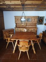 Bauern Esstisch mit 4 Stühlen aus massivem Arven Holz