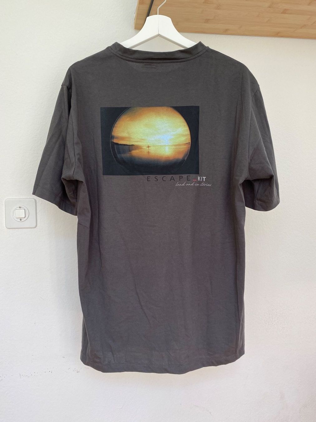 T-shirt: Sense T-shirt – Nuovo (secondo la descrizione) da Biel/Bienne venduto da Sommer_17 1