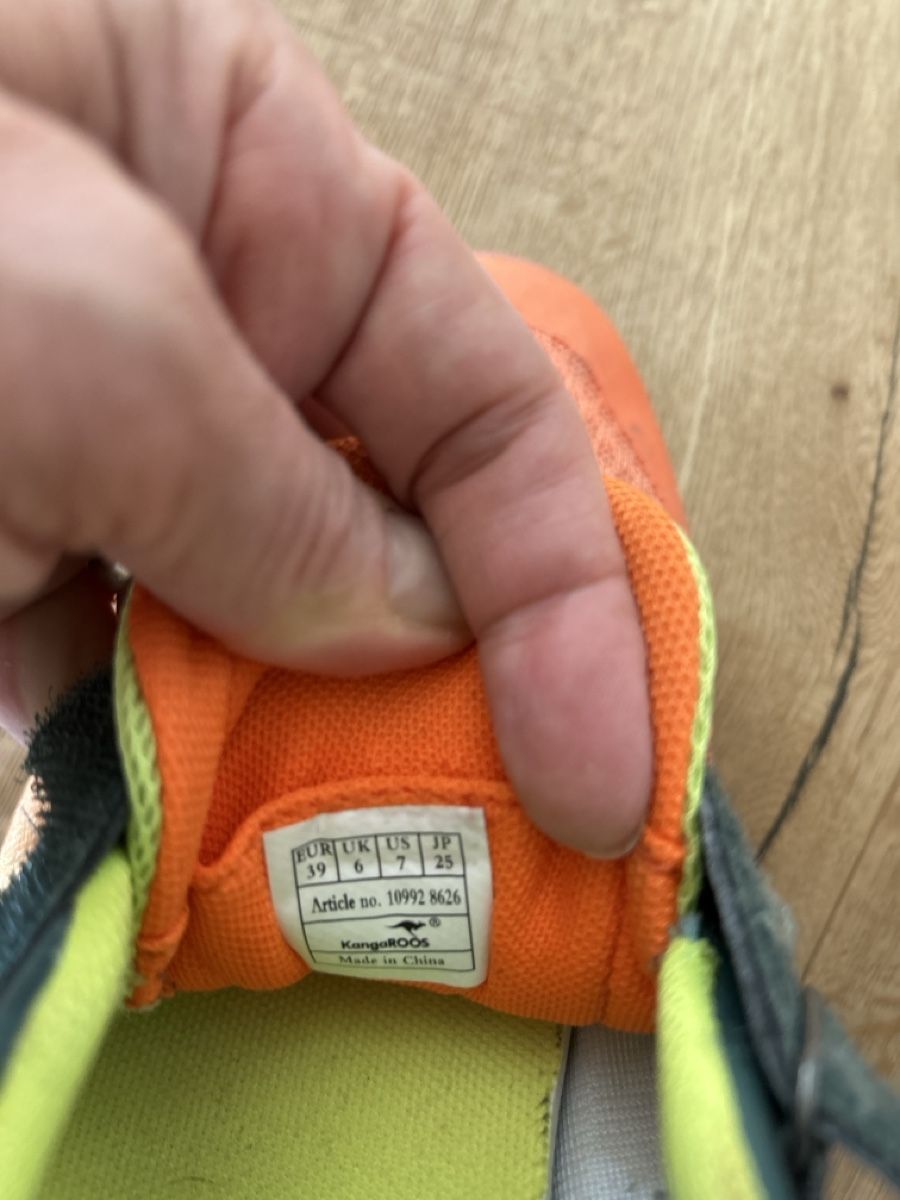 Scarpe da uomo: KangaROOS Kinderschuhe Gr. 39 – Usato da Arosa venduto da Alpech 2