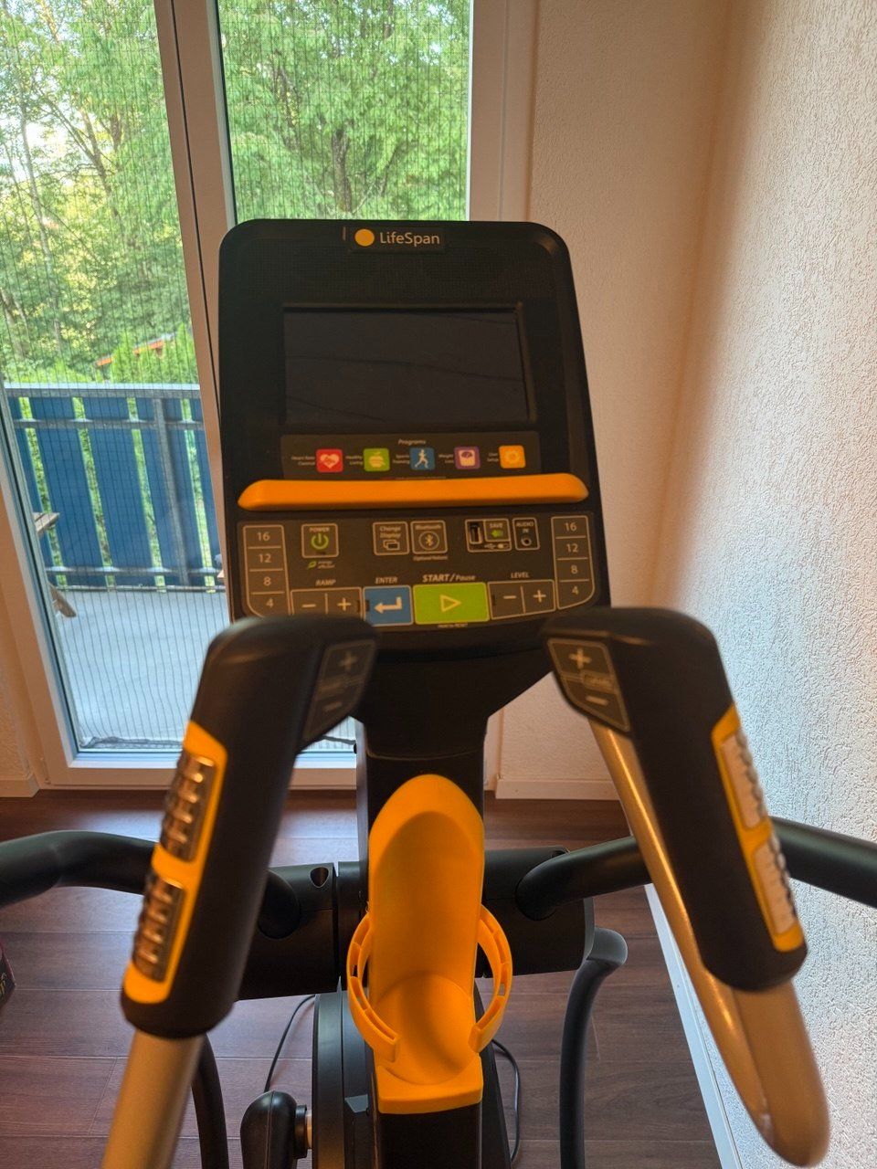 Hometrainer: Crosstrainer LifeSpan E3i Elliptical – Usato da Spreitenbach venduto da sellera 4