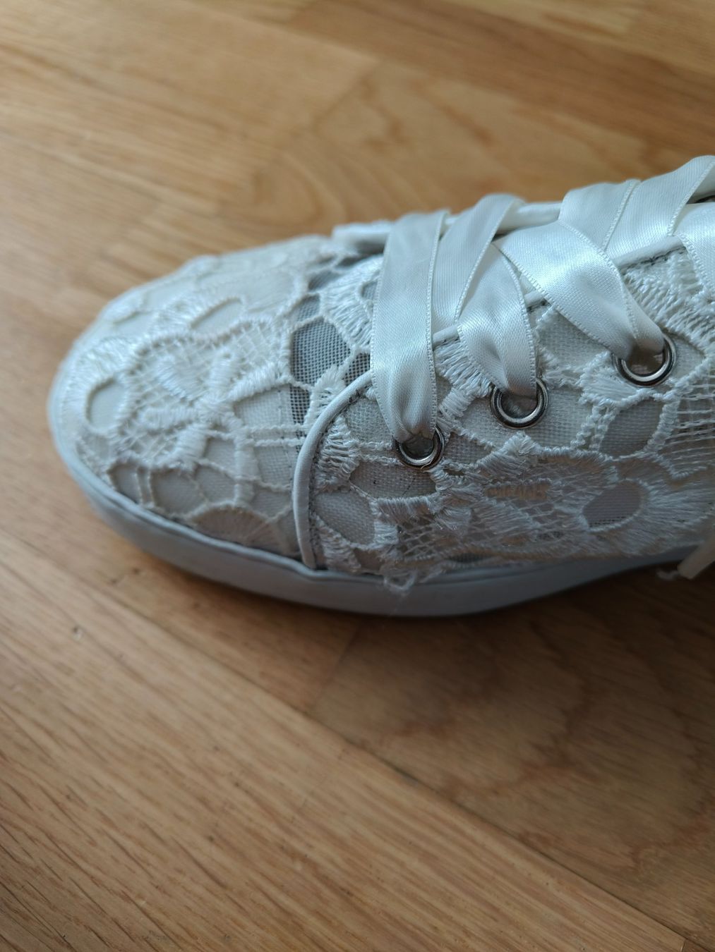 Scarpe da donna: Fiarucci Bridal Collection Sneaker 39 – Usato da Boll venduto da Natascha10 2