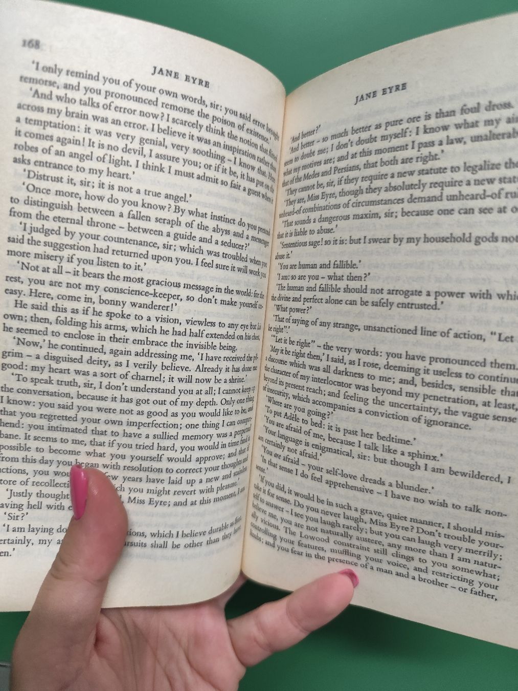 Libri: Jane Eyre by Charlotte Brontë Penguin Classics Paperback – Usato da Mägenwil venduto da VintageGirly 3