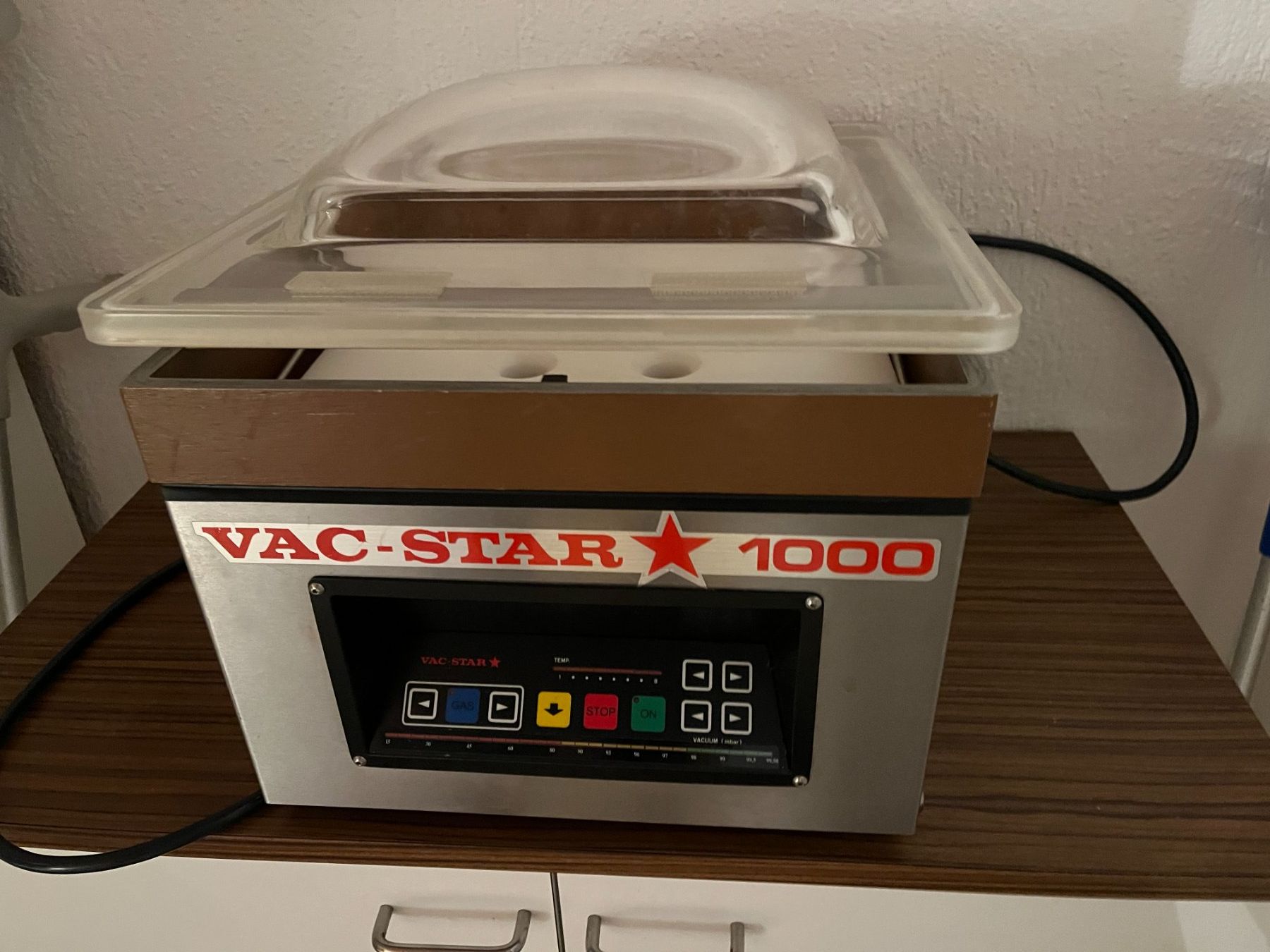 Elettrodomestici da cucina: Vacumierungsgerät Vac-Star Modell ST+GSL – Usato da Bäriswil BE venduto da Tigra10
