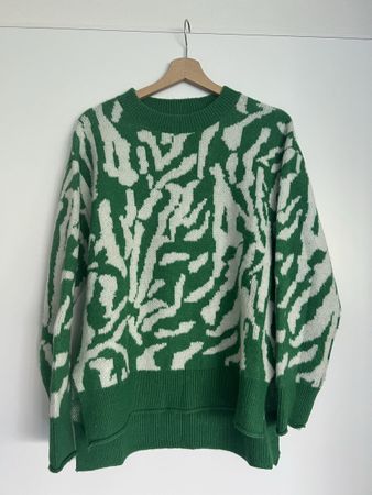 Pull Mango vert et blanc.