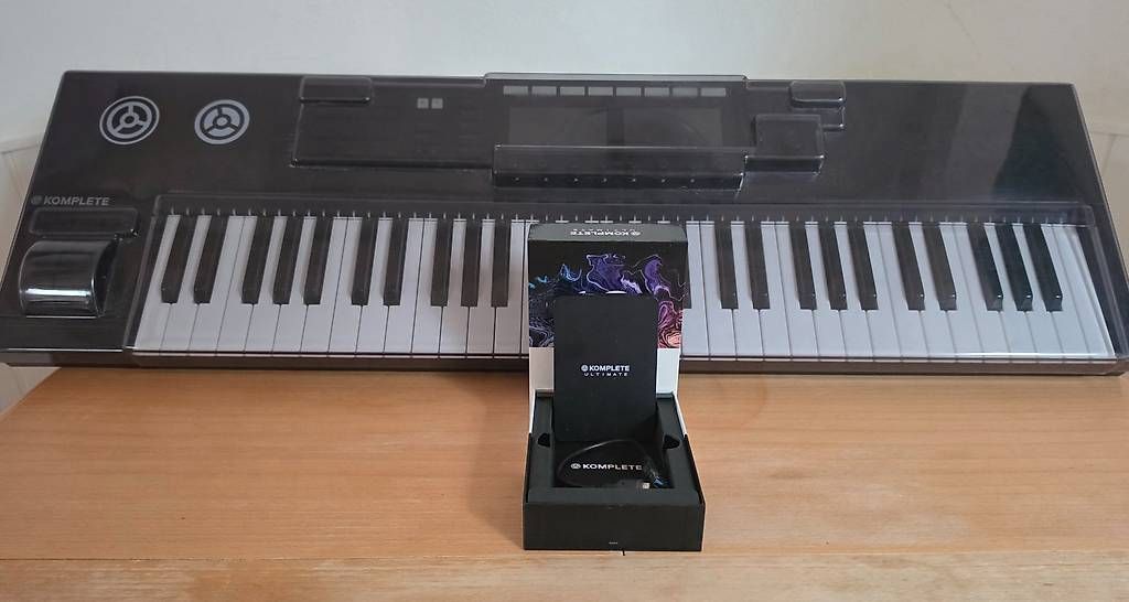 Musikinstrumente: Komplete Kontrol S61 + Komplete 12 Ultimate – Gebraucht aus Gumefens von ped_9yxr 3