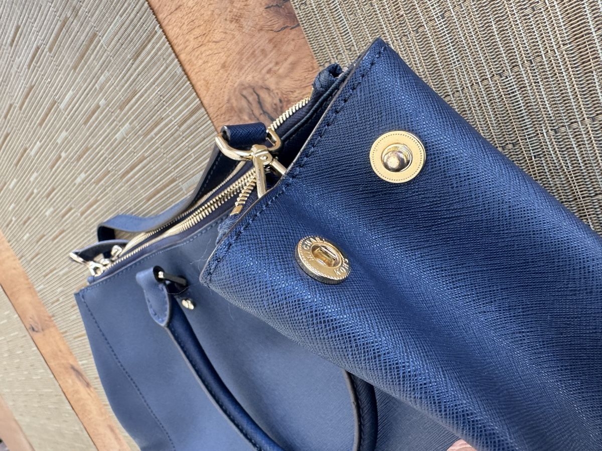 Michael Kors Borse da donna: Tasche Michael Kors blau  – Usato da Niederoenz venduto da tronchetta 1