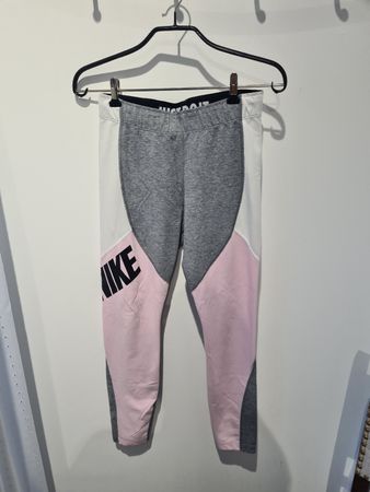 Nike Leggings Farbe Grau Rosa Weiss Groesse S guter Zustand