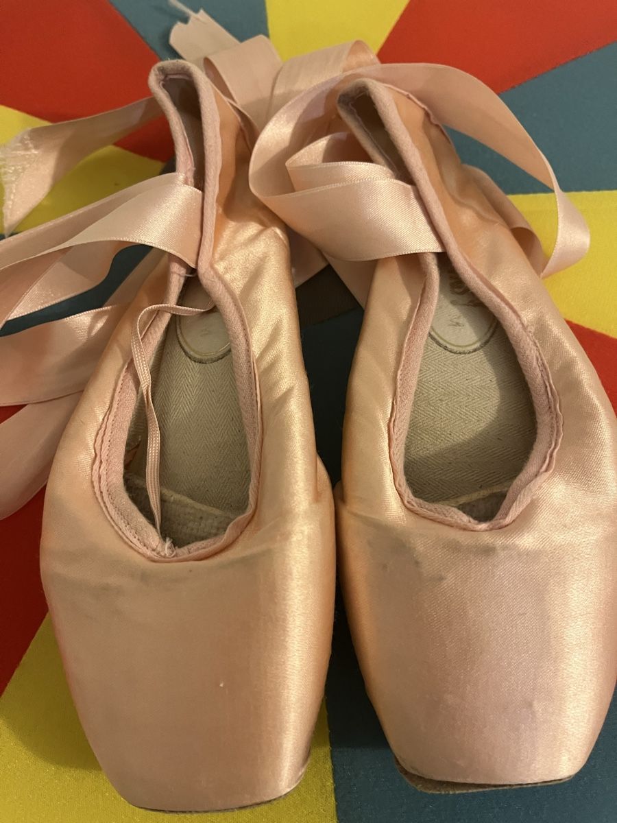 Schuhe für Mädchen: Spitzenschuhe Ballett Schuhe Gr 29 – Gebraucht aus Uetikon am See von erz13 2