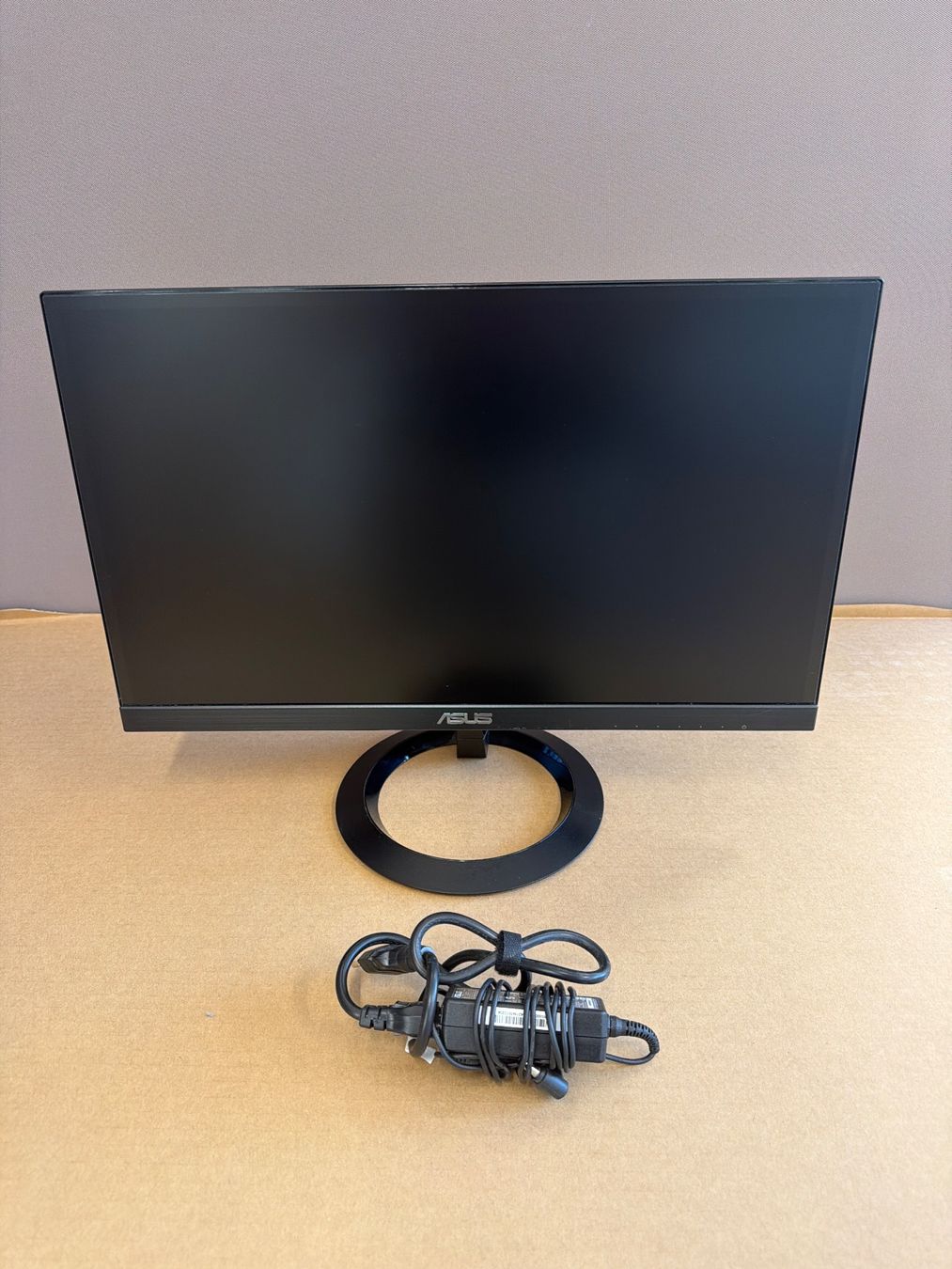 Asus Monitor: ASUS VZ229HE 21.5" Monitor – Usato da Dietlikon venduto da ComdatAG