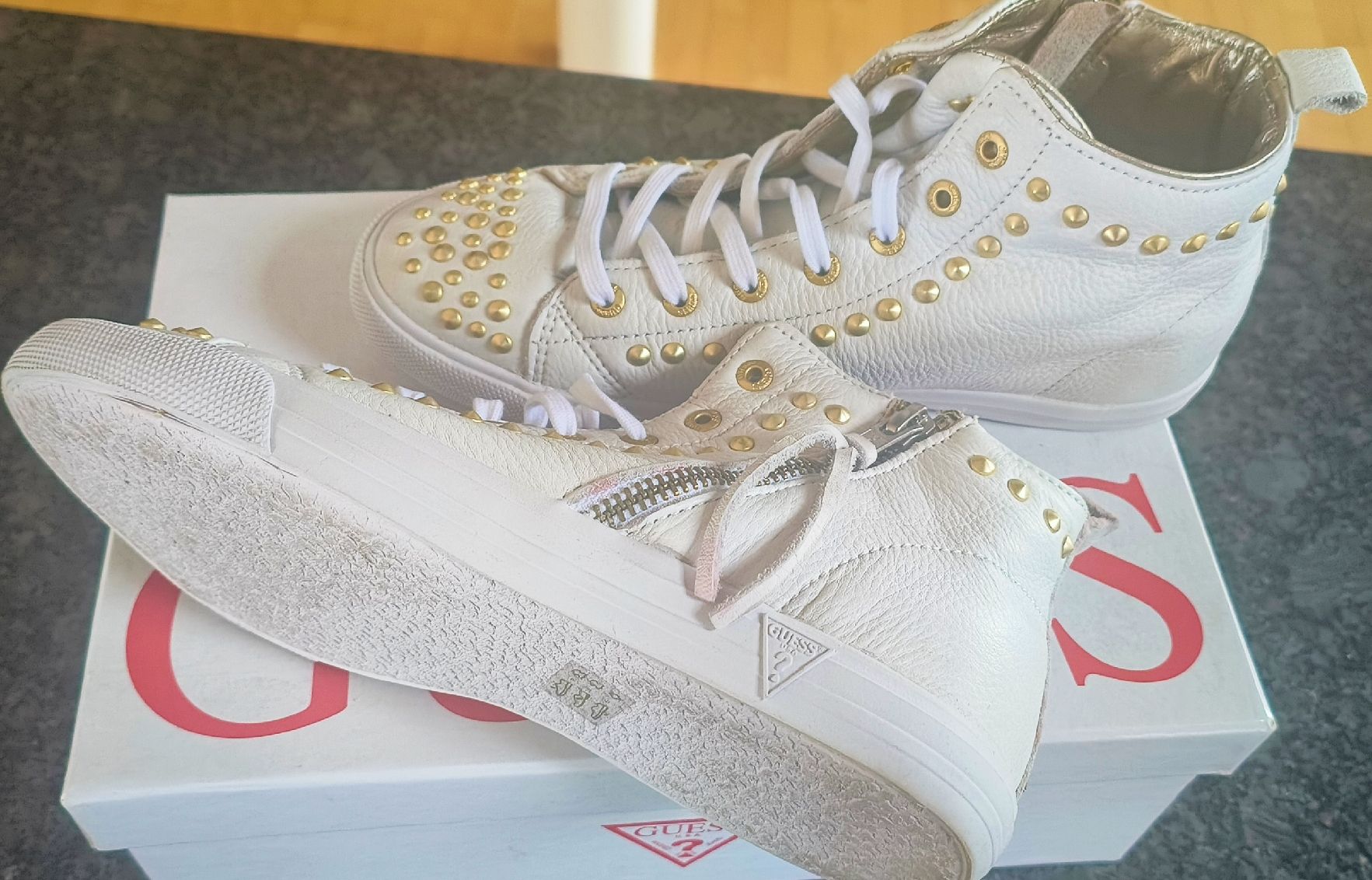 Guess Scarpe da donna: Guess Ledersneaker, 37 – Usato da Andelfingen venduto da nicoletta11 1