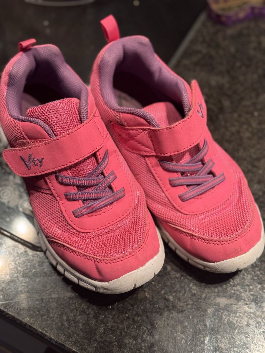 Dosenbach Scarpe per ragazze: Mädchen Turnschuhe 32 – Usato da Wädenswil venduto da dorodi