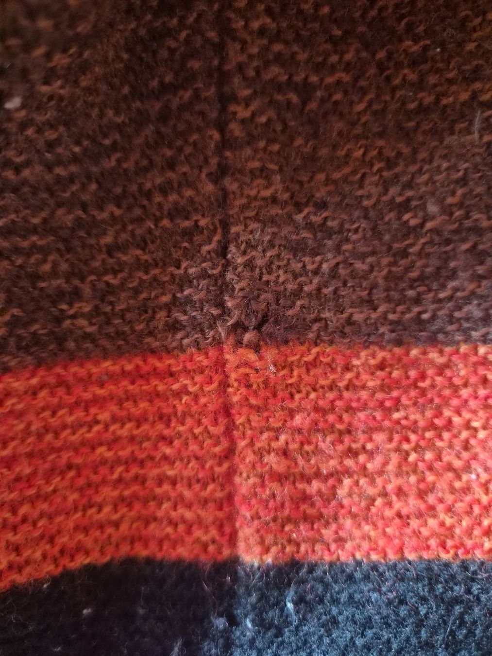 Kookai Pullover & Sweatshirts: Strickpullover Kookaï Gr 1 gestreift Trompetenärmel Mängel – Defekt aus Wattwil von tannenmeise73 9
