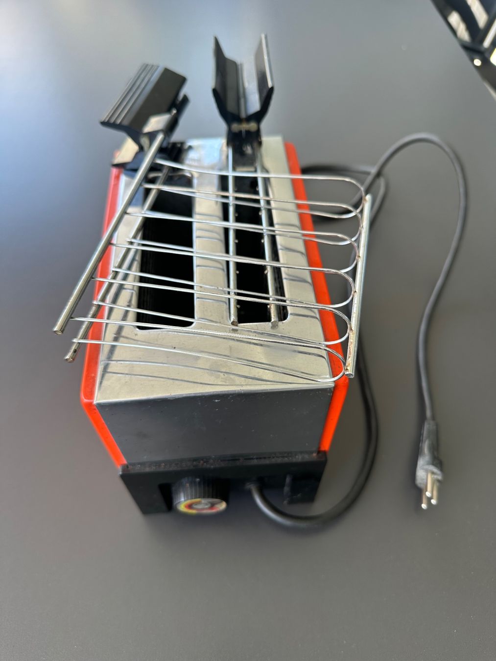 Jura Elettrodomestici da cucina: JURA Toaster Vintage, rot – Usato da Gwatt (Thun) venduto da cumbia 2