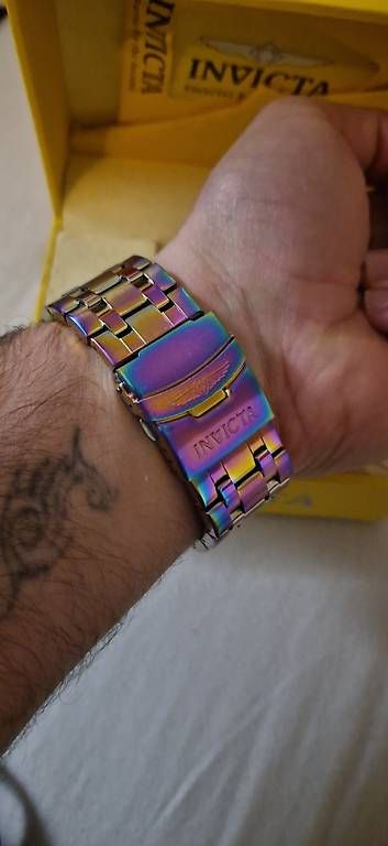 Uhren: Montre Invicta Venom Réserve Irridesent  – Gebraucht aus Thônex von fbattiaz 3