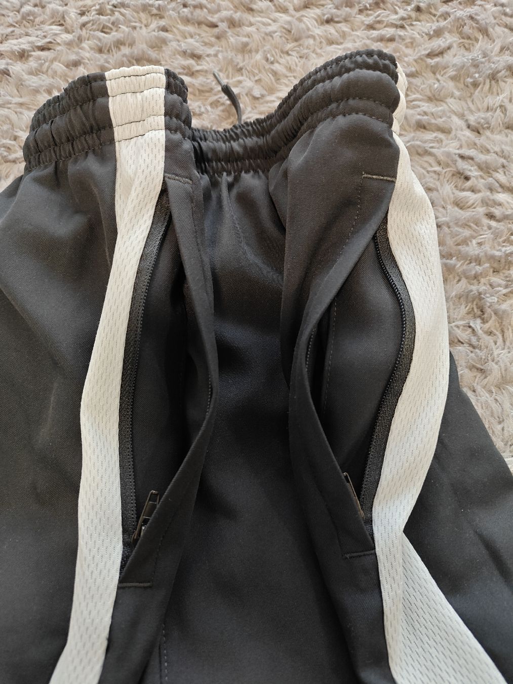 Nike Hosen: Nike Trainerhose – Gebraucht aus Pieterlen von Saemelili 3