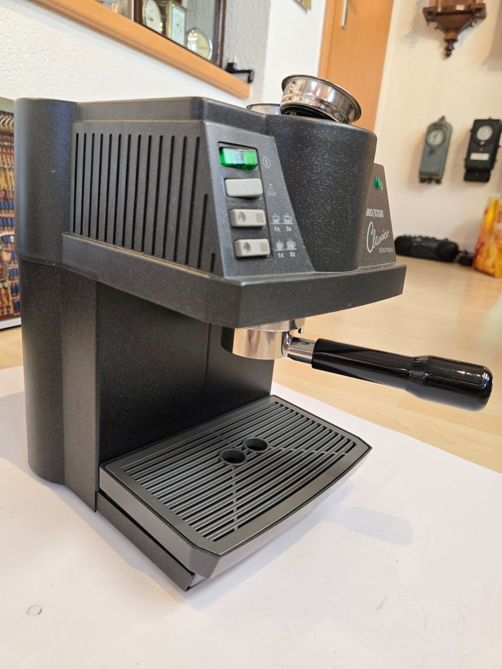 Mio Star Macchine per caffè & Macchine per espresso: Siebträger Kaffeemaschine MioStar Classico electronic – Usato da Balgach venduto da Zwickau01
