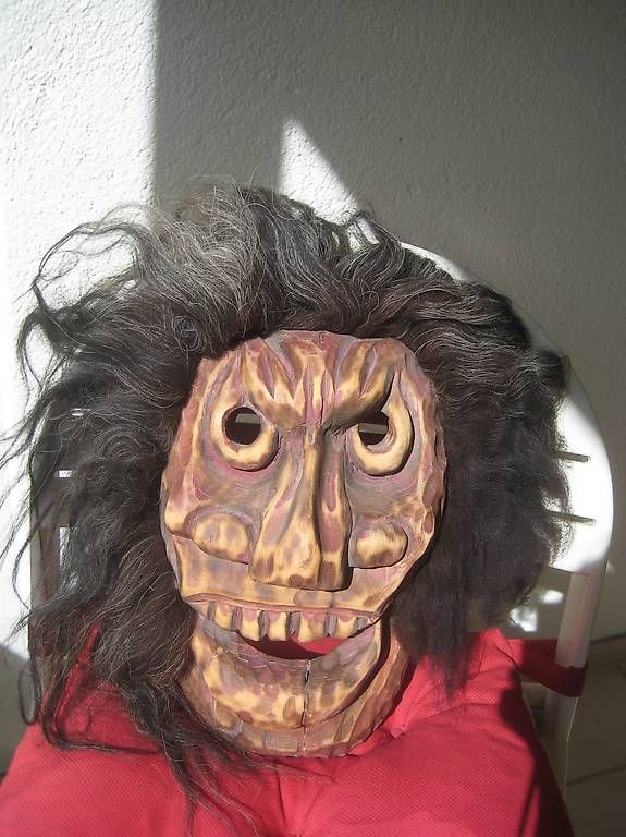 Maschere: Holzmaske aus dem Wallis – Usato da Horgen venduto da pet_n5kr 1