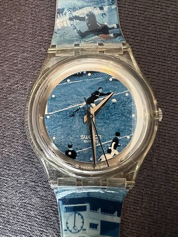 Orologi: Swatch Access Sonderedition Stade de Suisse – Usato da Bern venduto da Ovorocks 1