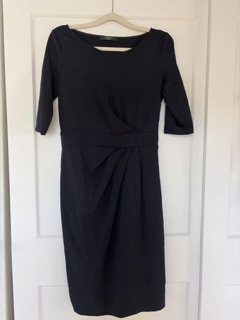 nayvblaues Etuikleid von MaxMara Gr. L