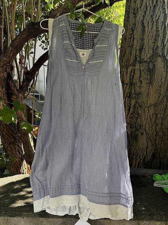 Robes: Kleid Grösse S – D'occasion à Basel par bur73