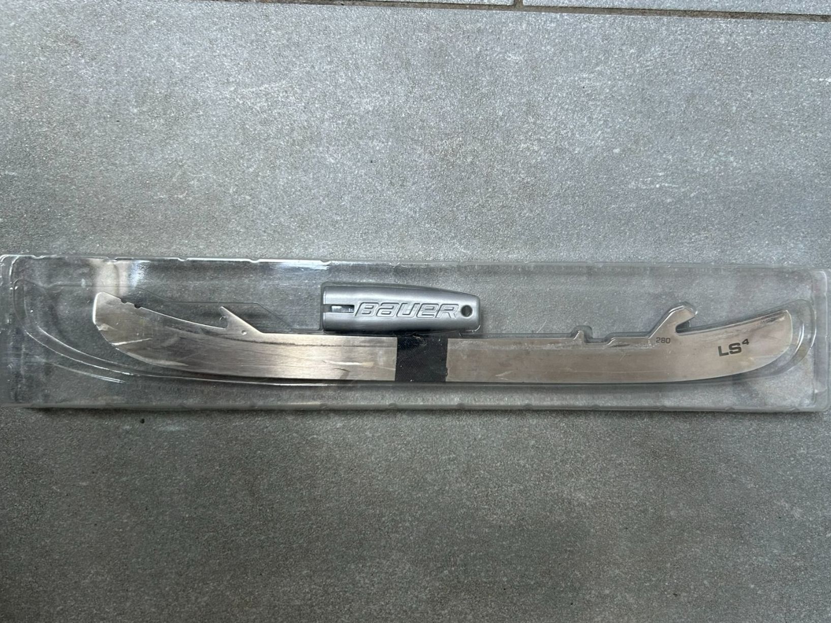 Bauer Schlittschuhe: Bauer TUUK LS 4 Ersatzkufen, 280 mm – Gebraucht aus Iseltwald von Waldisch