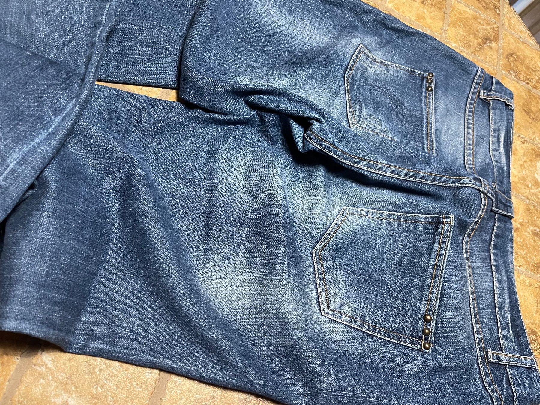 Jeans: Active Wear jeans-M/L-ideale per autunno-chic – Gebraucht aus Gordevio von LanaZimm 4