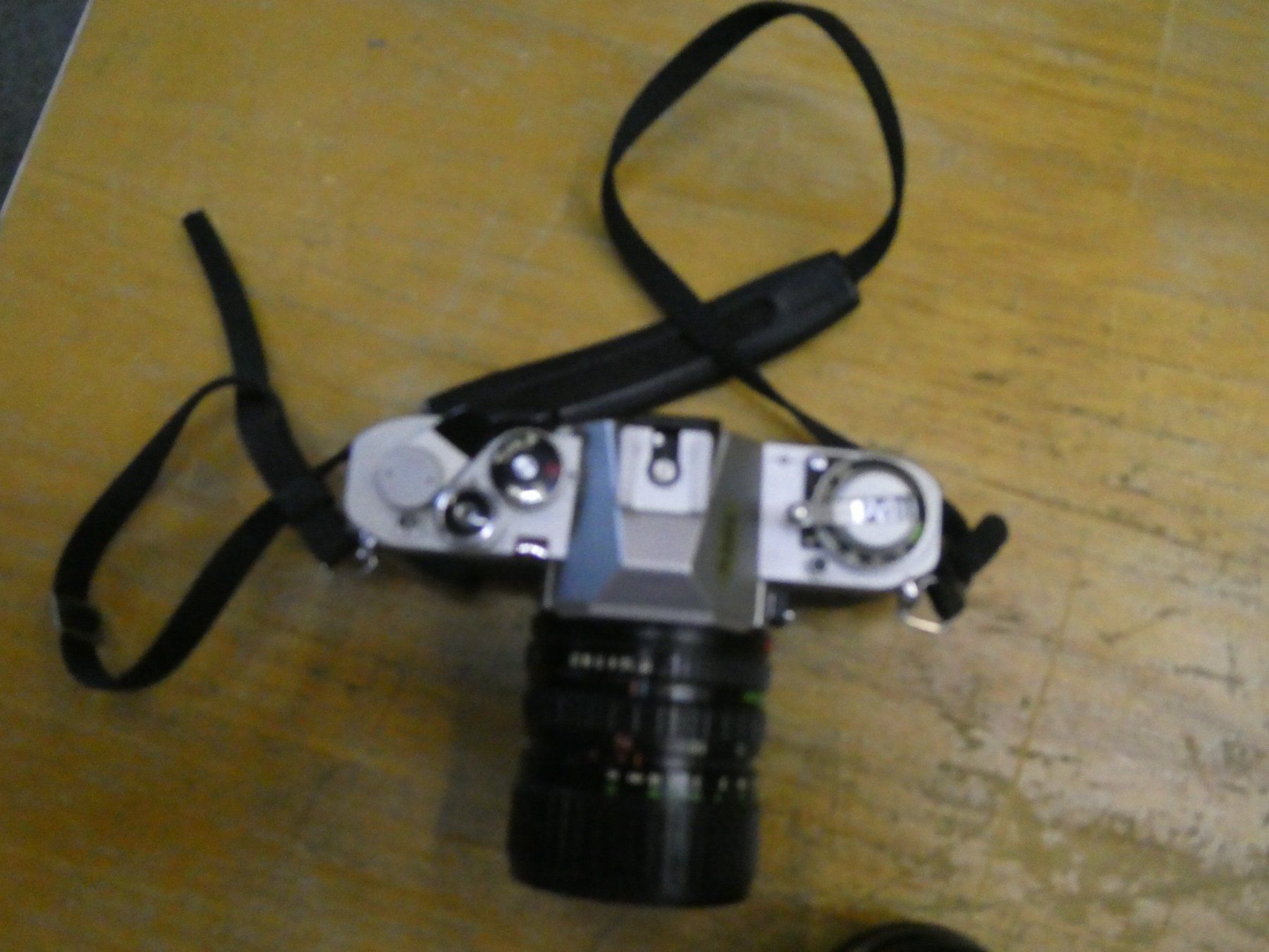 Canon Kamera: Canon AV-1 argentique vintage, 2 objectifs – Gebraucht aus Etagnières von emmaus.electro 5