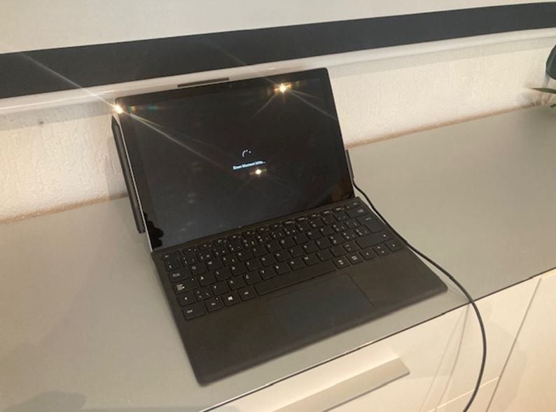Microsoft Tablet PC: Microsoft Surface Pro 7 Tablet mit Tastatur guter Zustand – Gebraucht aus Egg b. Zürich von inf_bdg9 1