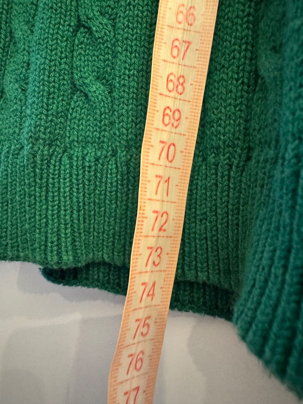 Globus Pullover & Sweatshirts: Vintage Pullover Zopfmuster Strickpullover Made for Globus – Gebraucht aus Obfelden von cesarina10 3