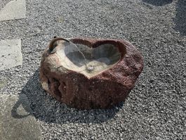 Herzbrunnen aus Naturstein für Ihren Garten - Top!