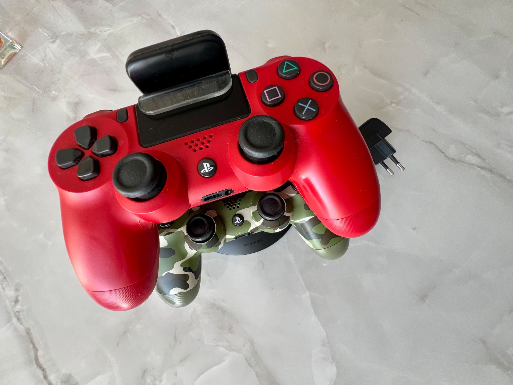 Sony Controller: Pack 2 Stk. PS4 Controllern – Usato da Zürich venduto da T.E.B 3