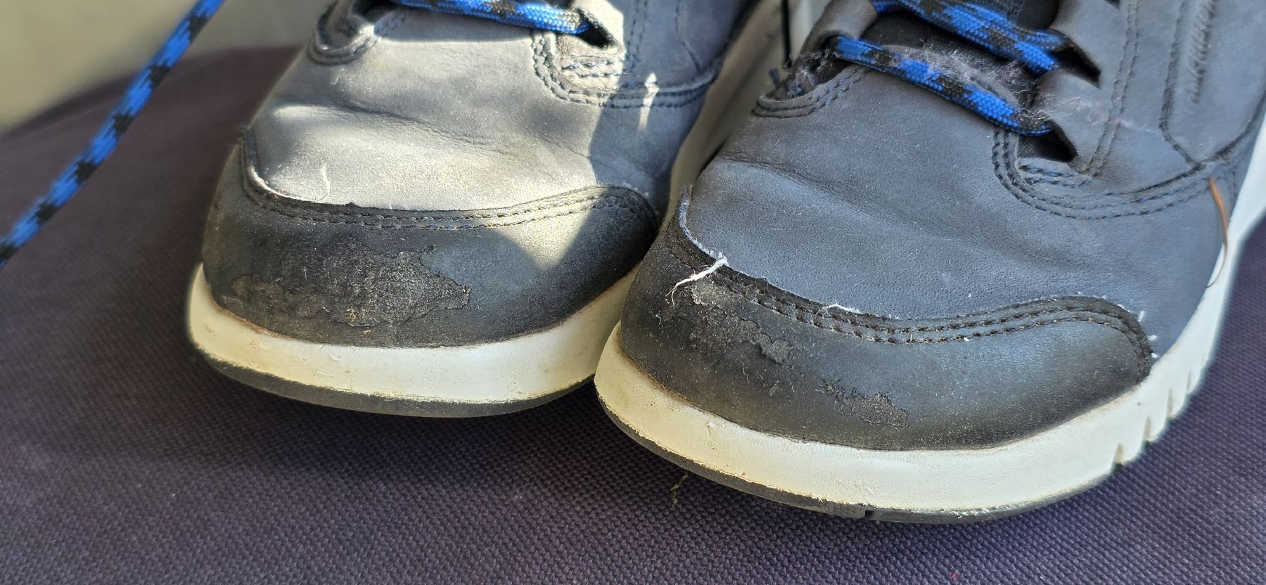 Geox Scarpe per ragazzi: Geox Kinder Sneaker Gr 31 – Usato da Stäfa venduto da Espresso_Macchiato 3