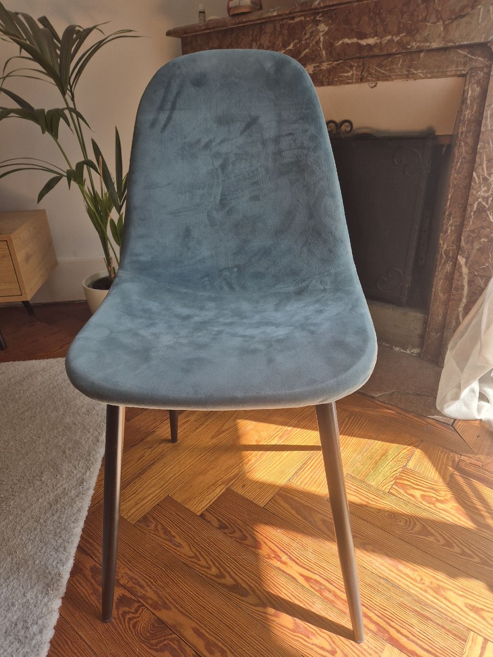 Sedie: Chaise en velours bleu – Usato da Genève venduto da cor_g6pf 2