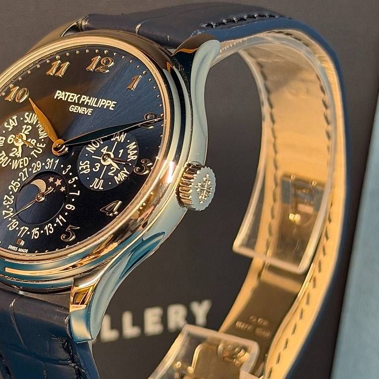 Orologi: Patek Philippe Perpetual Calendar 5327G – Usato da Genève venduto da minty.watches 4