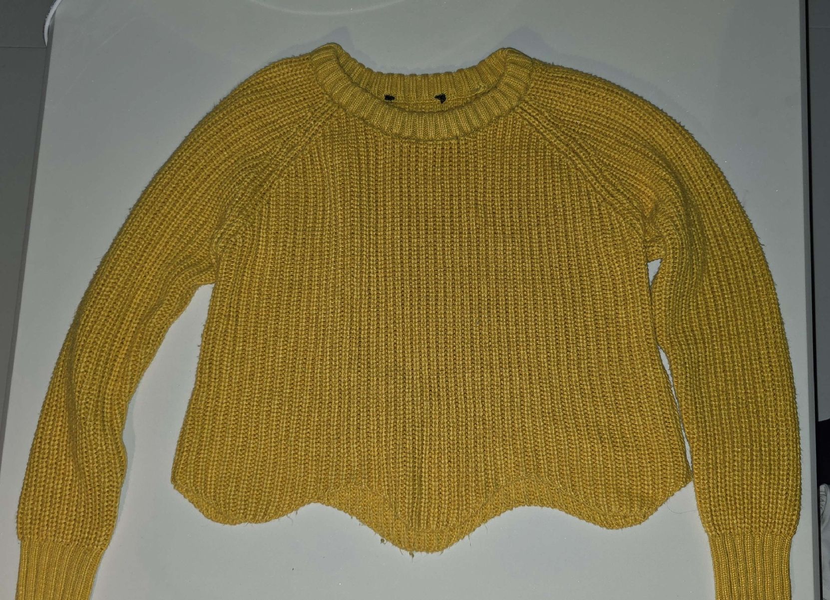 Maglioni & Felpe: Trendiger Strickpullover in Senfgelb, Grösse S – Usato da Wetzikon ZH venduto da secondhandsfashion