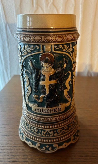 Tutte le decorazioni: Bierkrug, München – Usato da Flumenthal venduto da Uranus26