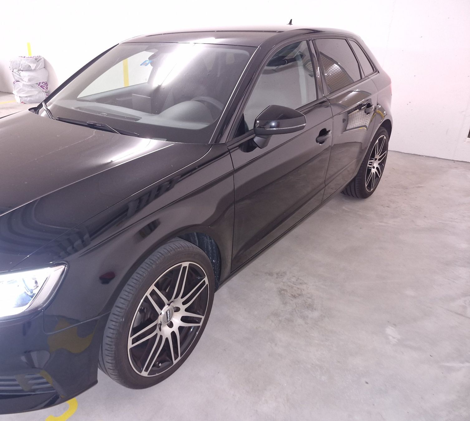 Audi Automobili: Personenwagen Audi A3 – Usato da Niederhasli venduto da Audigirl89 2