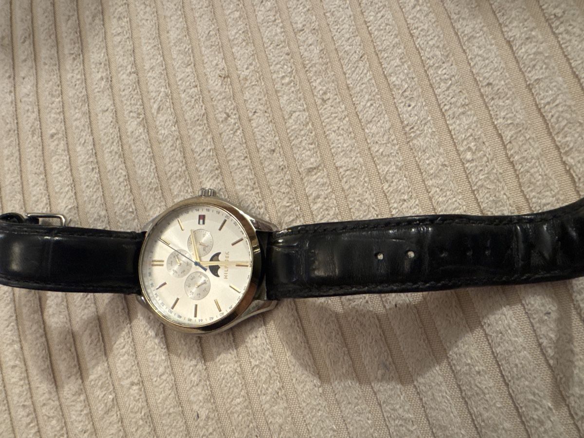 Tommy Hilfiger Bracciali & Braccialetti: Uhr Tommy Hilfiger Lederarmband – Usato da Zürich venduto da strickliesel1996 2