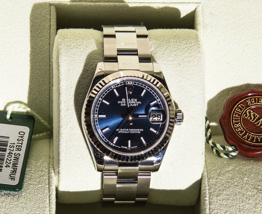 Montre Sector 770 Date - Mouvement Suisse, Cadran Bleu, Cristal Saphir, Neuf Avec Étiquettes, Pièce Rare
