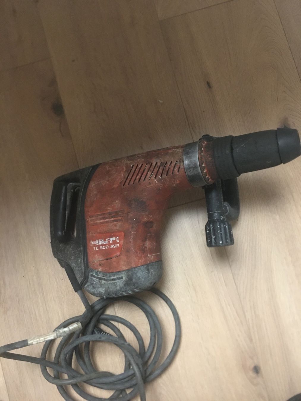 Hilti Tutti gli attrezzi: Hilti TE 500-AVR Spitzhammer defekt – Difettoso da Lichtensteig venduto da gregi44 1