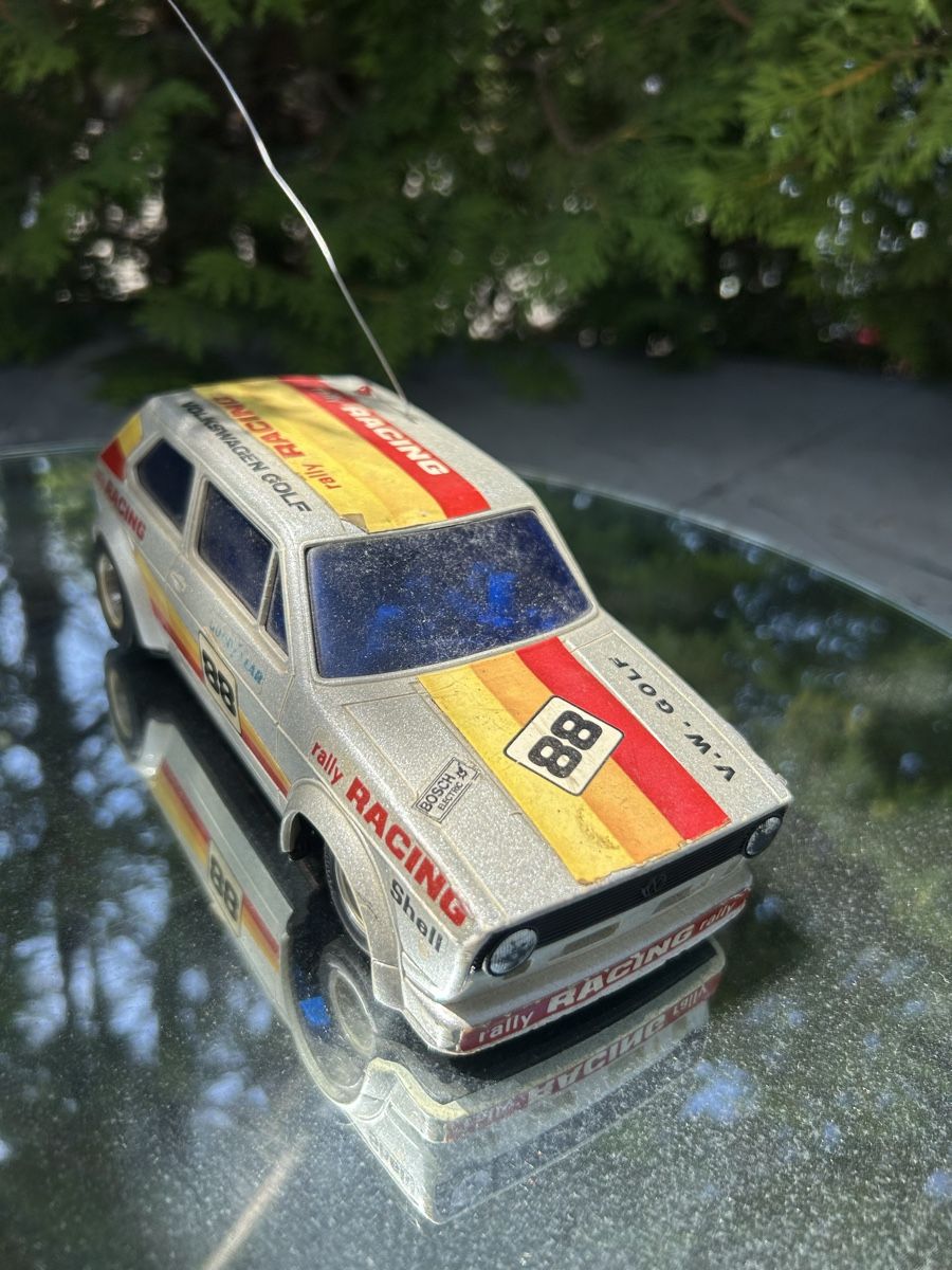 Volkswagen Modellautos: Voiture télécommandée V.W. Golf Rally 88 état d'usage – Defekt aus Thierrens von Bigla 2