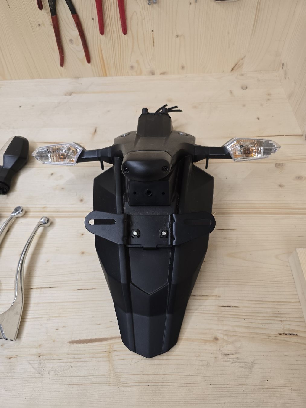 Kawasaki Strada: Kawasaki z800 teile – Usato da Adliswil venduto da Suma8784 4