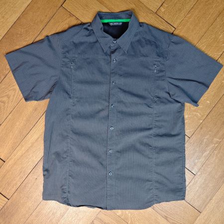 Arc’teryx Kurzarm Outdoor Hemd Grau – Technical Hiking Shirt