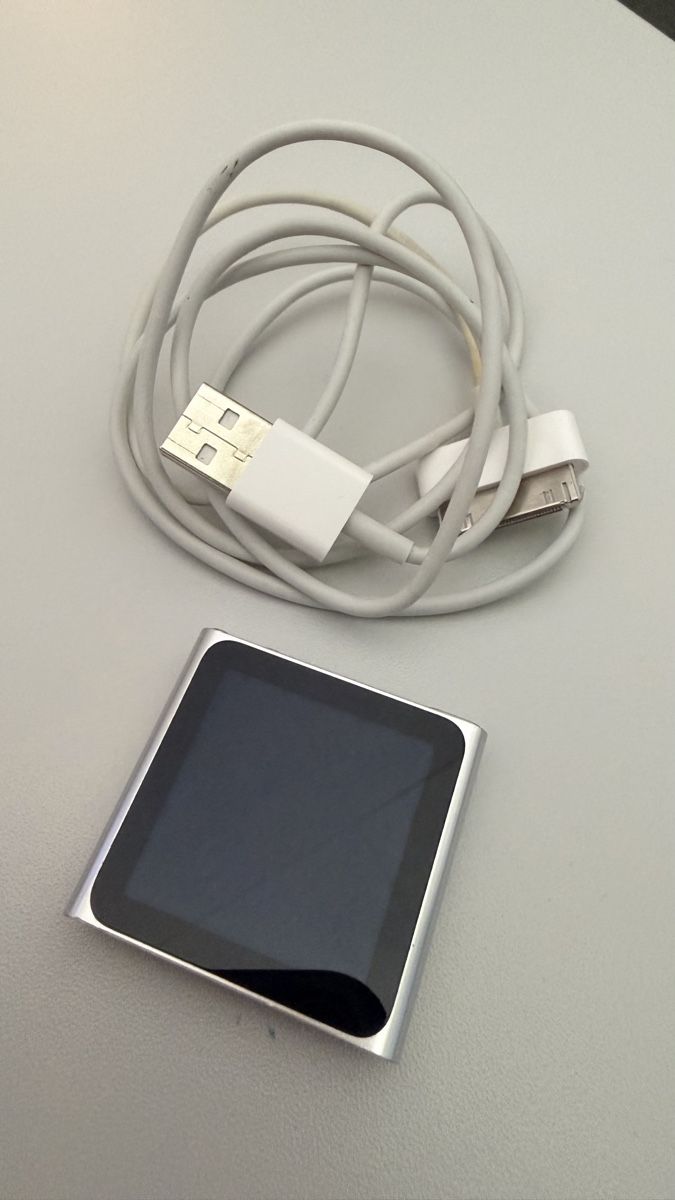 Apple Lettore multimediale portatile: iPod nano 6th gen 8GB – Usato da Uitikon Waldegg venduto da AndersWohoo 4