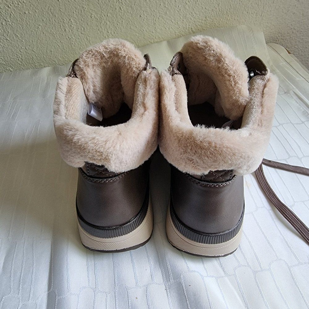 Dosenbach Damenschuhe: Winter Sneaker, Medicus Grösse 39 NEU, mit echt Leder – Neu (gemäss Beschreibung) aus Rupperswil von moni_2024 1