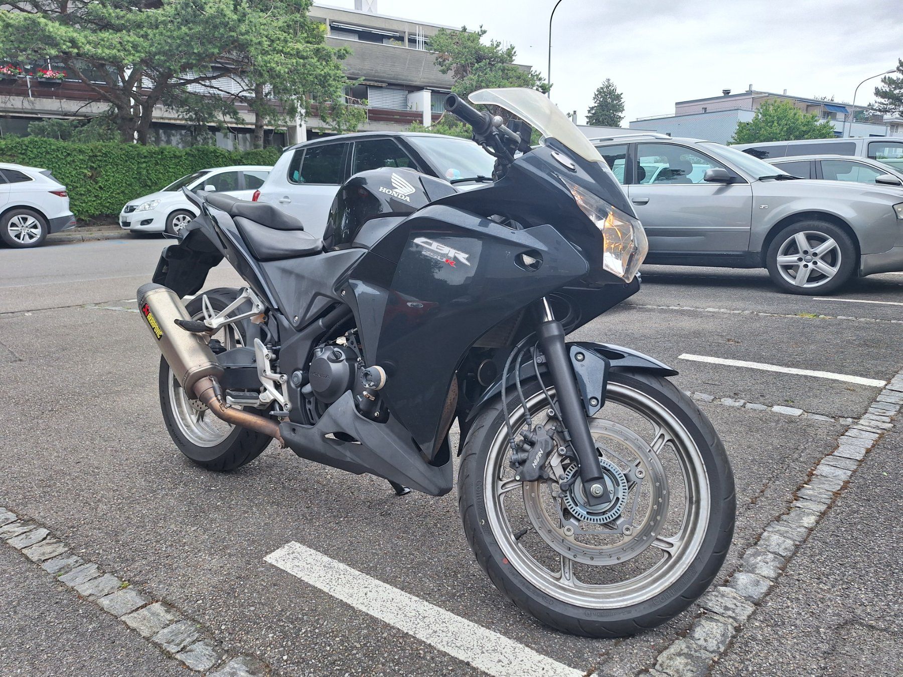 Honda Strada: Honda CBR 250 RA – Difettoso da Nidau venduto da tm95 2