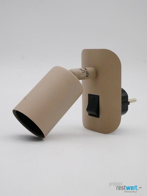 Lampade: BRILONER Steckerleuchte mit Schalter, E27 – Nuovo (secondo la descrizione) da Winterthur venduto da Restwert_Winterthur 1
