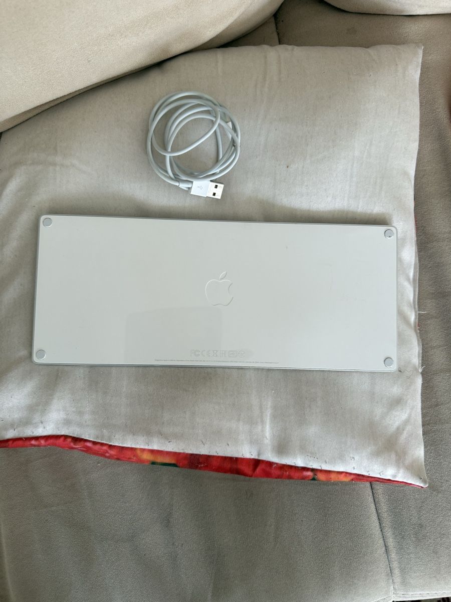 Apple Tastiere: Apple Tastatur Magic 2 – Usato da Schattdorf venduto da Kofi57 1