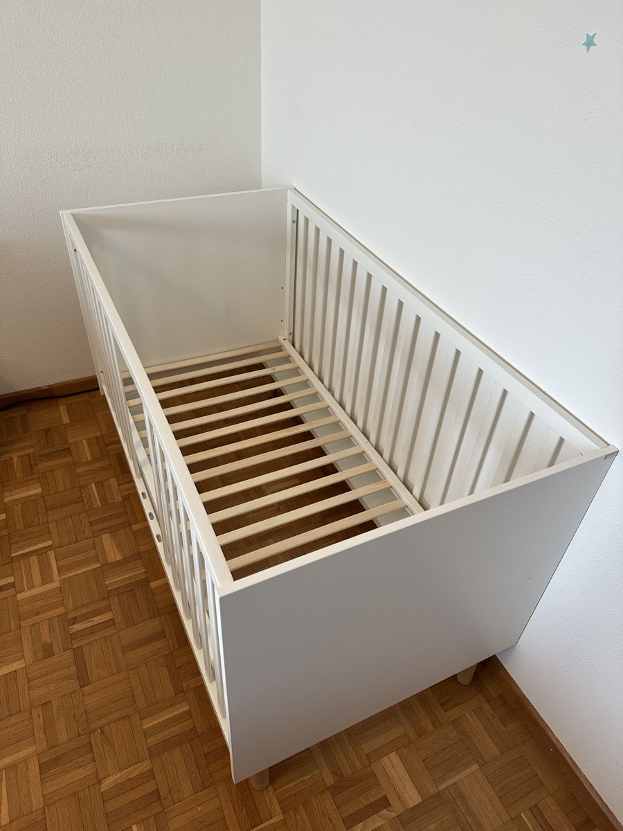 Letti: Weisses Kinderbett / Babybett – Usato da Greifensee venduto da madskull86 1