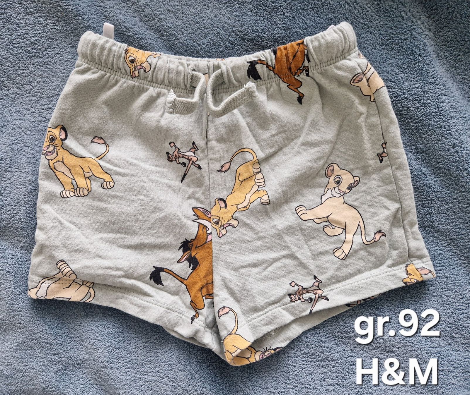 H&M Pantaloni: Kurze Hose grösse 92 König der Löwe – Usato da Heimberg venduto da Eleanor20